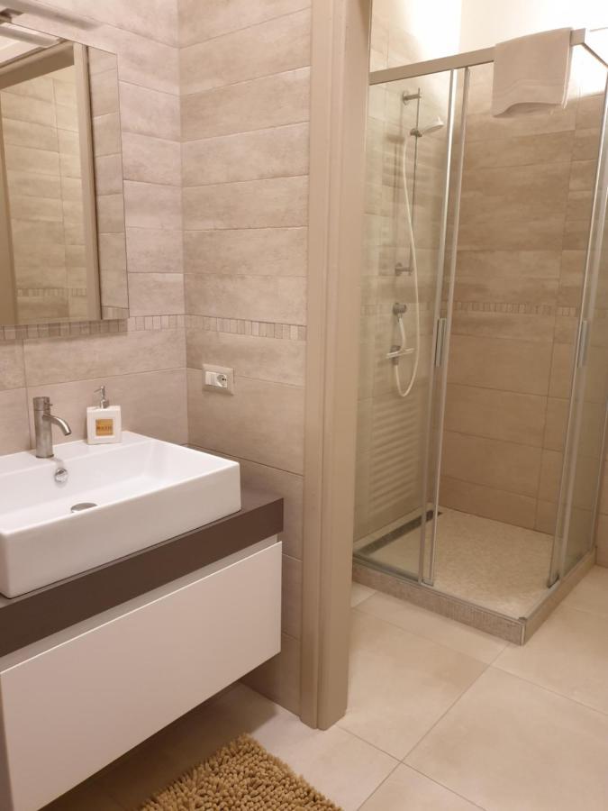 Olivola Apartments Frassinello Екстериор снимка