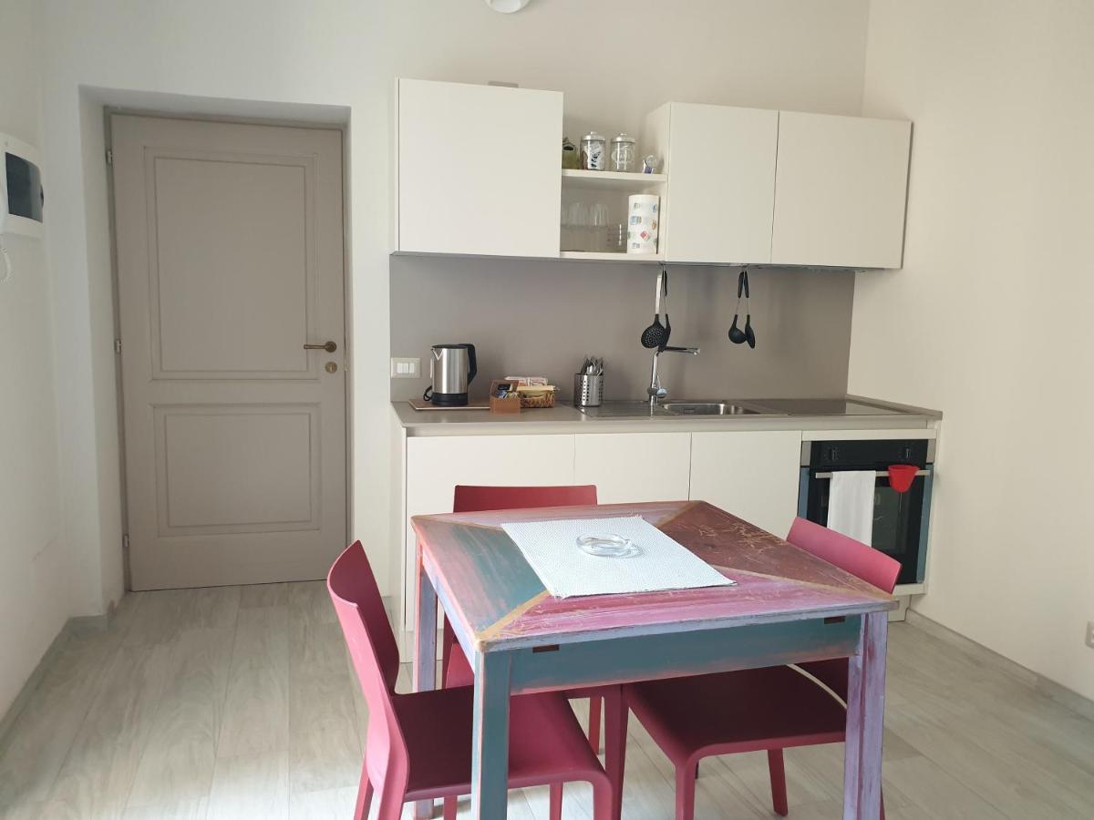 Olivola Apartments Frassinello Екстериор снимка