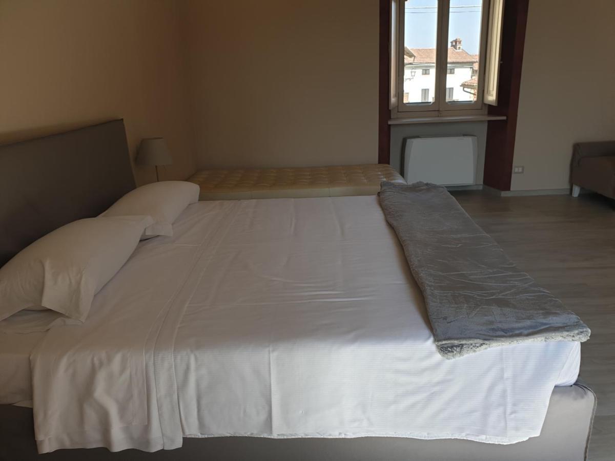 Olivola Apartments Frassinello Екстериор снимка